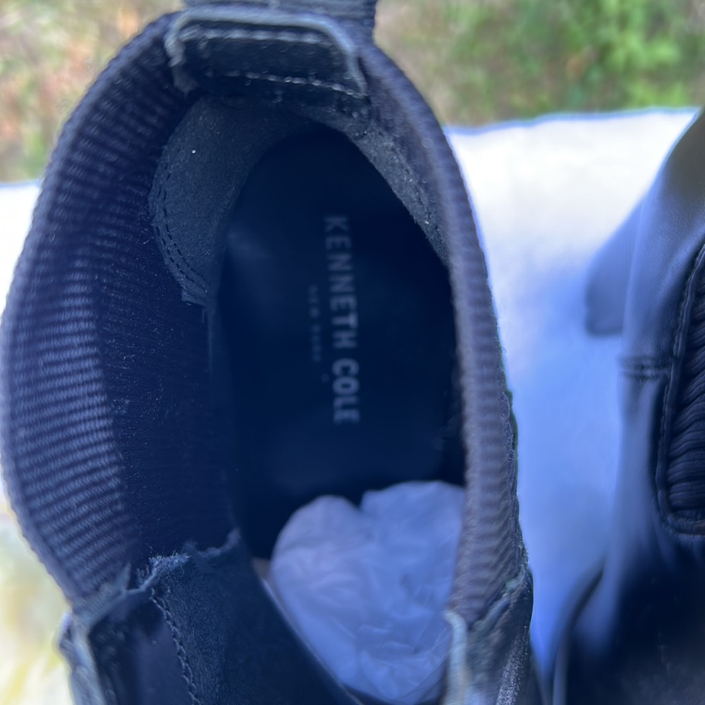 Kenneth Cole Booties🎄Make An Offer🎄 - Picture 9 of 11